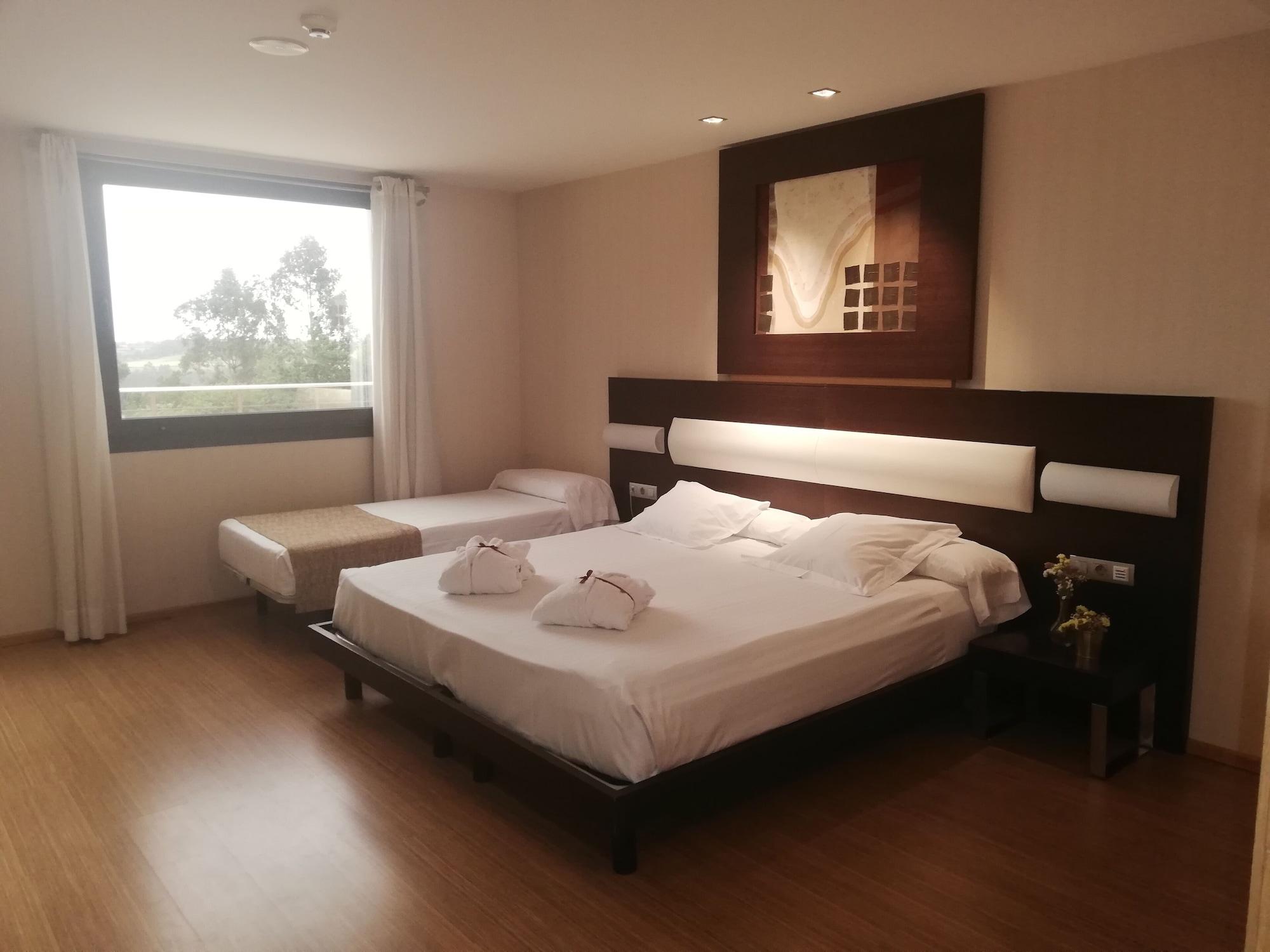 Oca Palacio De La Llorea Hotel & Spa デバ エクステリア 写真