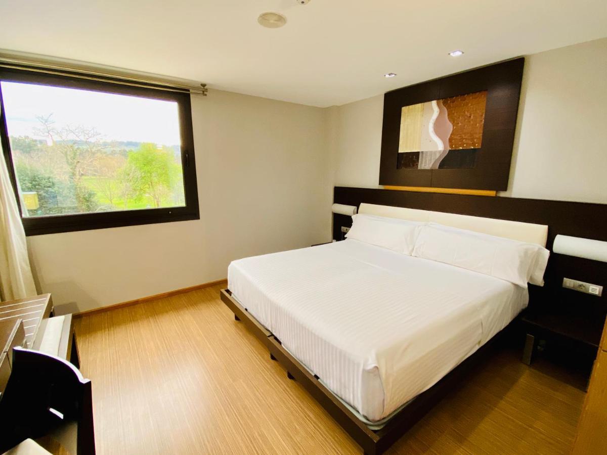 Oca Palacio De La Llorea Hotel & Spa デバ エクステリア 写真