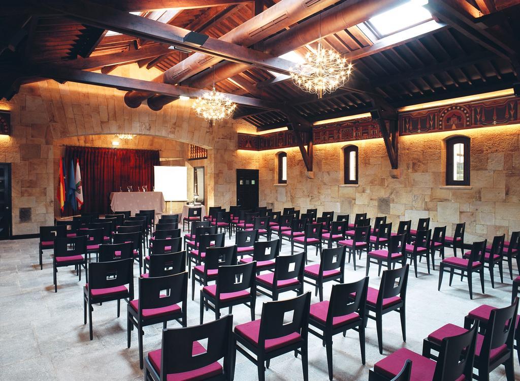 Oca Palacio De La Llorea Hotel & Spa デバ エクステリア 写真