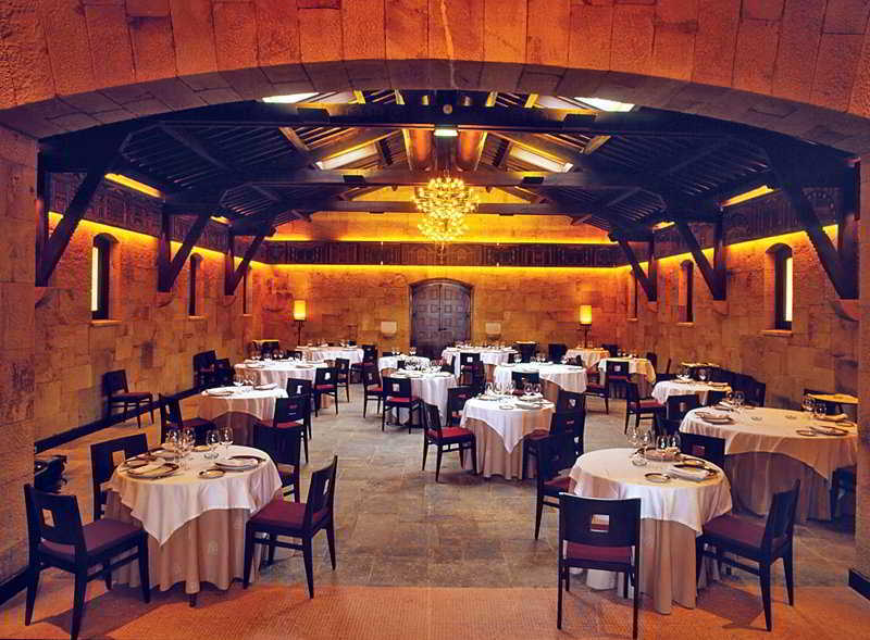 Oca Palacio De La Llorea Hotel & Spa デバ エクステリア 写真